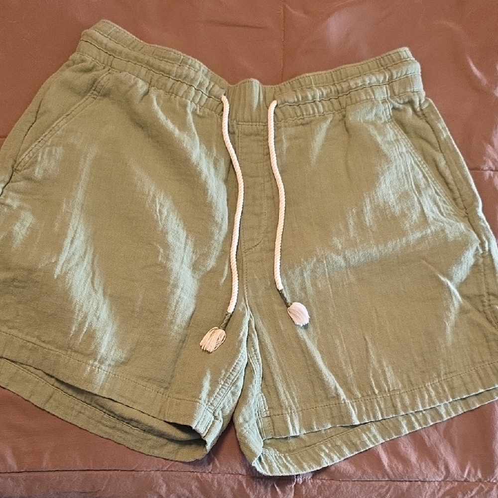 Old Navy Light Olive Drawstring Linen-Blend Shorts
